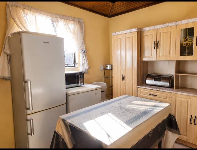 3 BEDROOM HOUSE FOR SALE IN EVATON CENTRAL